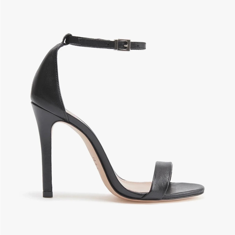 NWOT Schutz Cadey Lee Leather Sandal - Size 7